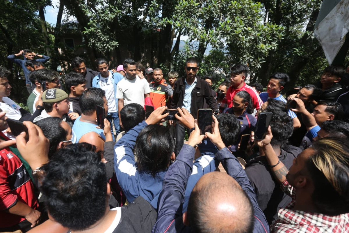त्रिपुरेश्वरमा आत्मदाहको प्रयास गरेका दोङको निधन, कीर्तिपुर अस्पताल परिसरमा तनाव